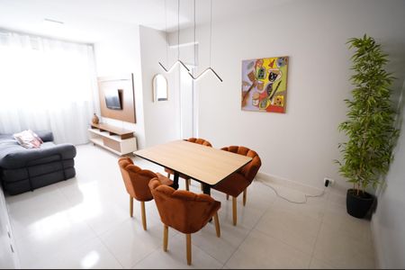 Apartamento para alugar com 2 quartos, 56m² em Setor Bueno, Goiânia