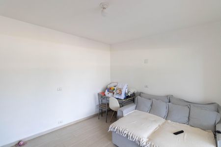 Sala de casa para alugar com 2 quartos, 171m² em Jardim Fernandes, São Paulo