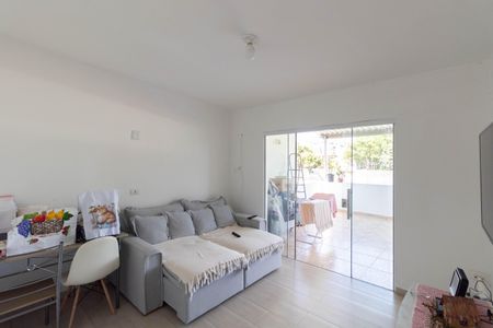 Sala de casa para alugar com 2 quartos, 171m² em Jardim Fernandes, São Paulo