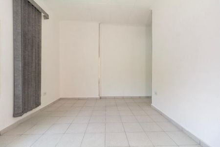 Casa para alugar com 70m², 2 quartos e 1 vaga Casa para alugar com 70m², 2 quartos e 1 vagaSala