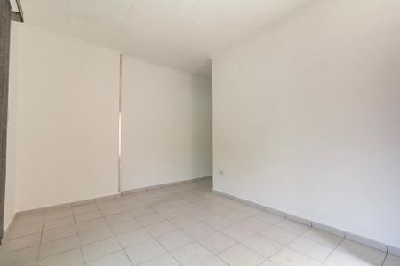 Casa para alugar com 70m², 2 quartos e 1 vaga Casa para alugar com 70m², 2 quartos e 1 vagaSala