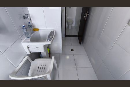 Apartamento para alugar com 106m², 2 quartos e 1 vagaÁrea de Serviço