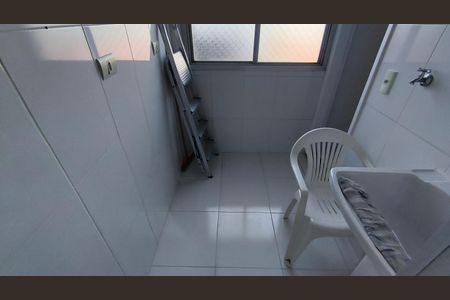 Apartamento para alugar com 106m², 2 quartos e 1 vagaÁrea de Serviço