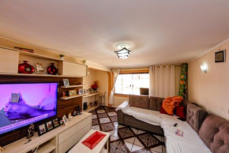 Casa à venda com 3 quartos, 150m² em Jardim Sapopemba, São Paulo