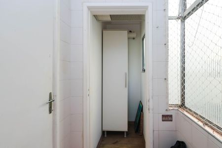 Apartamento à venda com 69m², 2 quartos e 1 vagaÁrea de Serviço