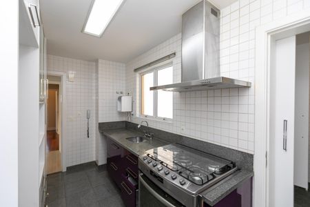 Apartamento à venda com 104m², 3 quartos e 2 vagasCOZINHA