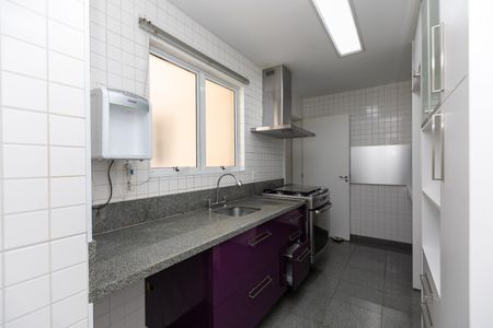 Apartamento à venda com 104m², 3 quartos e 2 vagasCOZINHA