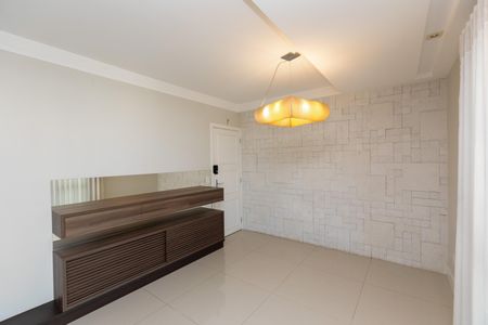 Apartamento à venda com 104m², 3 quartos e 2 vagasDETALHE SALA