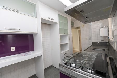 Apartamento à venda com 104m², 3 quartos e 2 vagasCOZINHA
