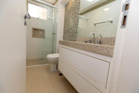 Apartamento à venda com 104m², 3 quartos e 2 vagasBANHEIRO SOCIAL