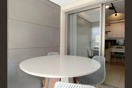 Varanda de apartamento à venda com 1 quarto, 44m² em Jardim Paulista, São Paulo