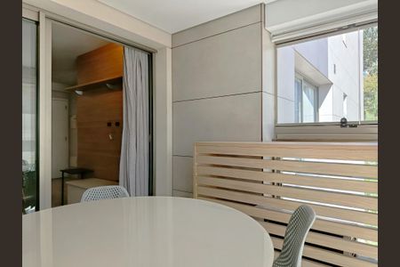 Varanda de apartamento à venda com 1 quarto, 44m² em Jardim Paulista, São Paulo