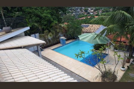 Casa de condomínio à venda com 470m², 4 quartos e 2 vagasÁrea externa