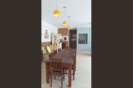 Casa de condomínio à venda com 470m², 4 quartos e 2 vagasÁrea externa