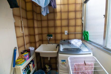 Apartamento à venda com 80m², 2 quartos e sem vagaCozinha e Área de Serviço