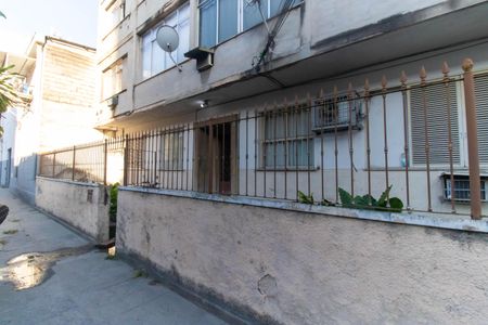 Apartamento à venda com 80m², 2 quartos e sem vagaFachada