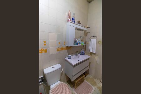 Apartamento à venda com 80m², 2 quartos e sem vagaBanheiro Social