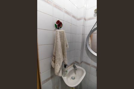 Apartamento à venda com 80m², 2 quartos e sem vagaBanheiro da Suíte