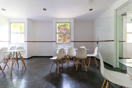 Apartamento para alugar com 60m², 2 quartos e 1 vagaSalão de Festas