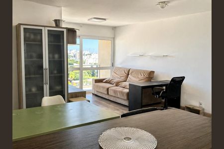 Apartamento para alugar com 130m², 3 quartos e 1 vagaSala