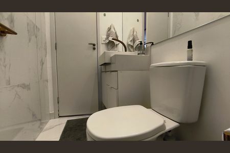Apartamento à venda com 31m², 2 quartos e sem vagaBanheiro