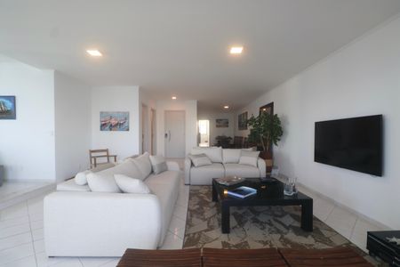 Apartamento para alugar com 230m², 4 quartos e 2 vagasSala