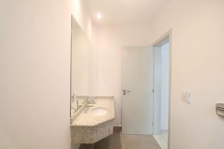 Apartamento para alugar com 230m², 4 quartos e 2 vagasBanheiro Suíte 2