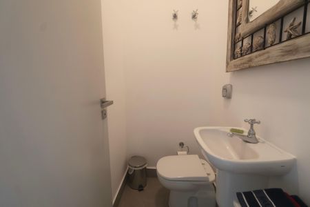 Apartamento para alugar com 230m², 4 quartos e 2 vagasLavabo