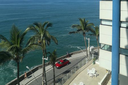 Apartamento para alugar com 230m², 4 quartos e 2 vagasVista