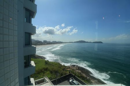 Apartamento para alugar com 230m², 4 quartos e 2 vagasVista