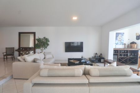 Apartamento para alugar com 230m², 4 quartos e 2 vagasSala