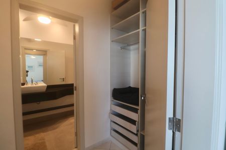 Apartamento para alugar com 230m², 4 quartos e 2 vagasSuíte
