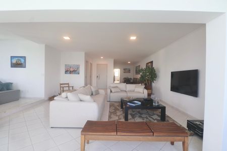 Sala de apartamento para alugar com 4 quartos, 230m² em Morro do Maluf, Guarujá