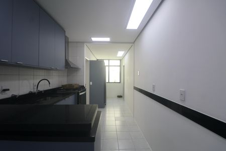 Apartamento para alugar com 230m², 4 quartos e 2 vagasCozinha