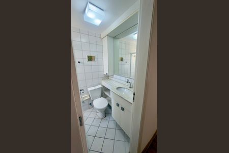 Apartamento à venda com 56m², 2 quartos e 2 vagas Apartamento à venda com 56m², 2 quartos e 2 vagasBanheiro