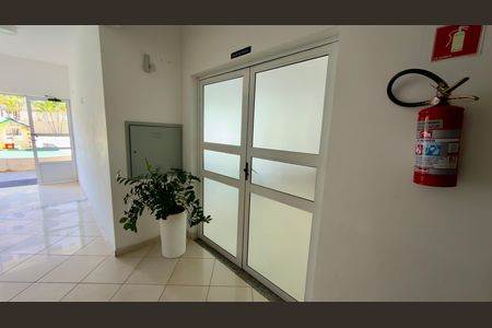 Apartamento à venda com 56m², 2 quartos e 2 vagas Apartamento à venda com 56m², 2 quartos e 2 vagasHall social