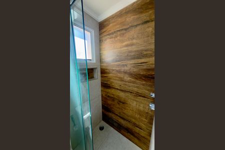 Apartamento à venda com 56m², 2 quartos e 2 vagas Apartamento à venda com 56m², 2 quartos e 2 vagasBanheiro