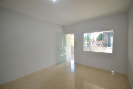 Apartamento para alugar com 2 quartos, 91m² em Califórnia, Nova Iguaçu