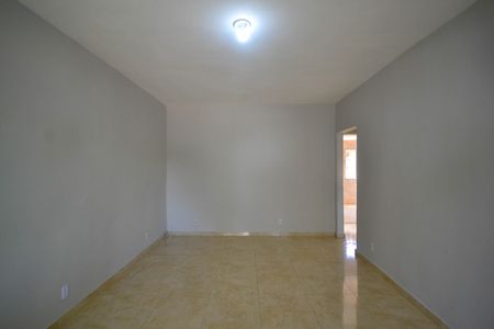 Apartamento para alugar com 2 quartos, 91m² em Califórnia, Nova Iguaçu