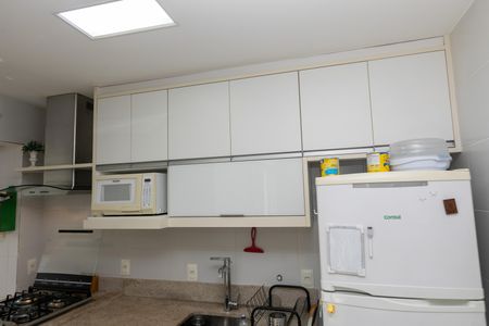Apartamento para alugar com 90m², 3 quartos e 2 vagasCOZINHA