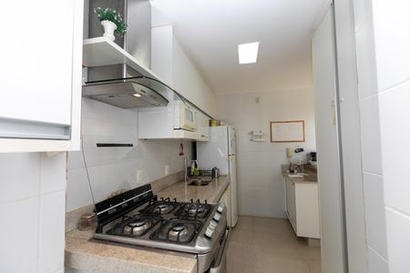 Apartamento para alugar com 90m², 3 quartos e 2 vagasCOZINHA
