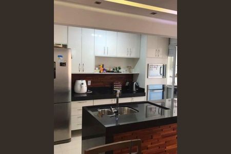 Apartamento à venda com 62m², 2 quartos e 1 vagaCozinha