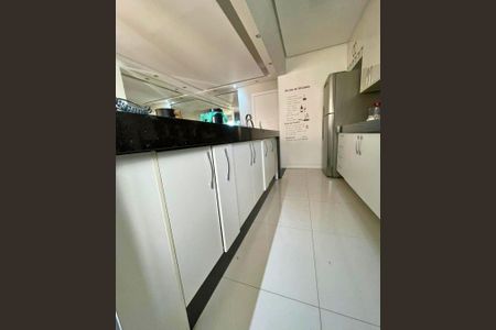 Apartamento à venda com 62m², 2 quartos e 1 vagaCozinha