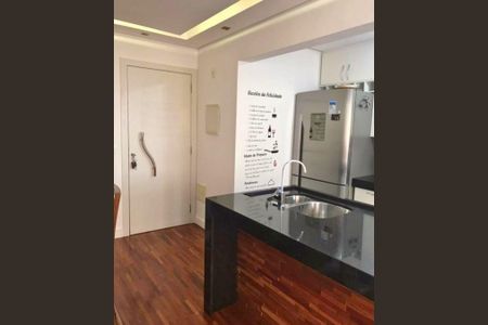 Apartamento à venda com 62m², 2 quartos e 1 vagaCozinha