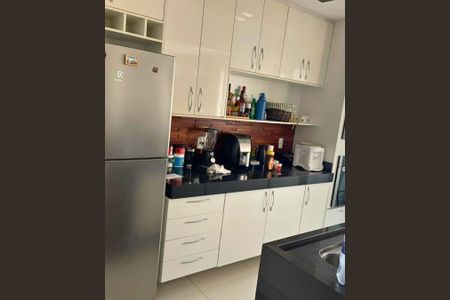 Apartamento à venda com 62m², 2 quartos e 1 vagaCozinha