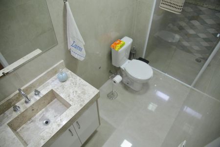 Apartamento à venda com 172m², 3 quartos e 3 vagasBanheiro Suíte 2 