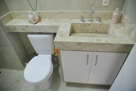 Apartamento à venda com 172m², 3 quartos e 3 vagasBanheiro Suíte 3