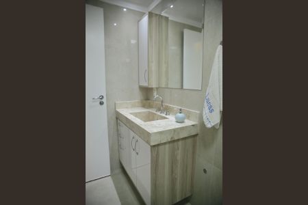 Apartamento à venda com 172m², 3 quartos e 3 vagasBanheiro Suíte 2 