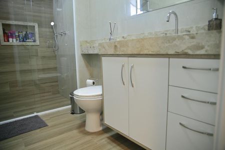 Apartamento à venda com 172m², 3 quartos e 3 vagasBanheiro Suíte 1 