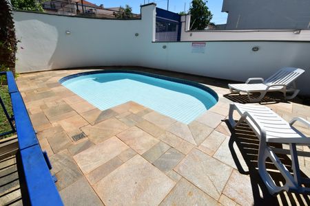 Apartamento para alugar com 70m², 2 quartos e 1 vagaÁrea comum - Piscina